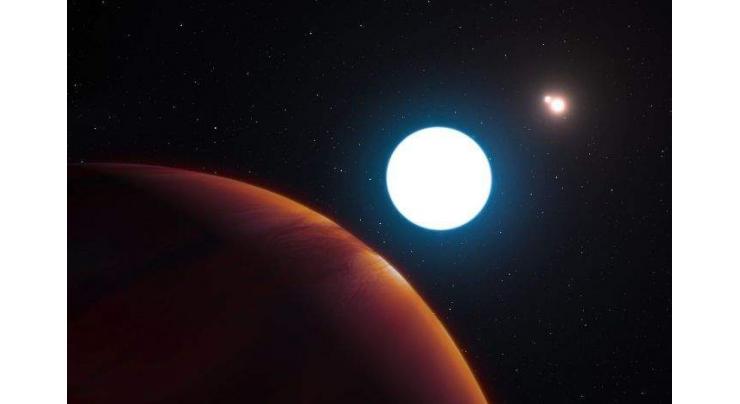 Strange planet discovered having 3 suns
