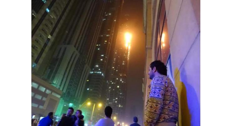 Blaze rips through Dubai skyscraper