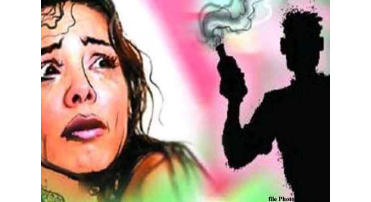 Karachi: Acid thrown on girl due to relationship conflict