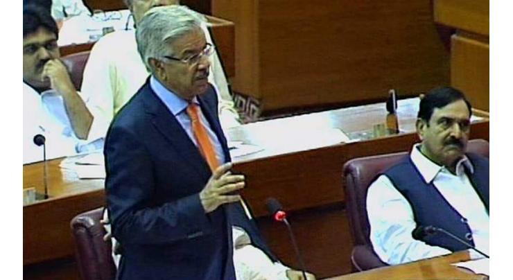 Govt taking measures to resolve problems of businessmen: Khawaja Asif