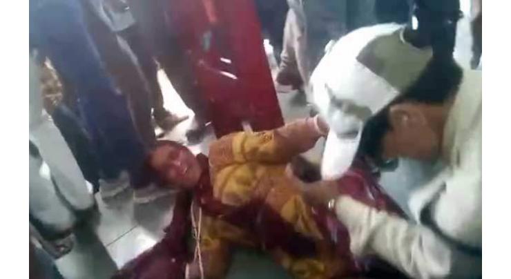 Indian Muslim women beaten for carrying beef
