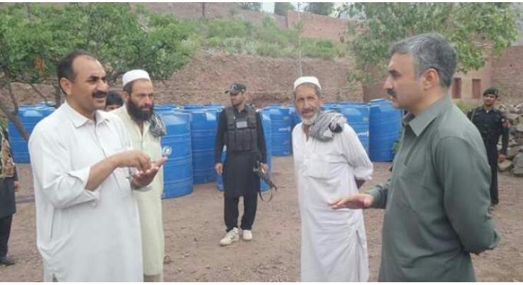 60 poor families get water tanks in Khyber Agency