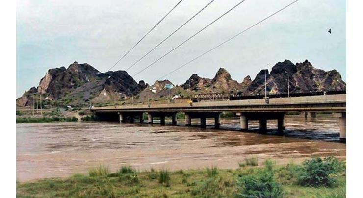 Rivers Indus, Ravi, Kabul flow in low flood