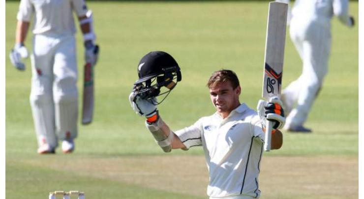 Cricket: New Zealand pile on the runs against Zimbabwe