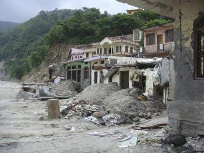 More than 18 people died in Uttarakhand, India