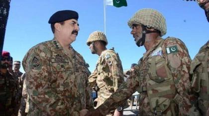 Chief of Army Staff General Raheel Sharif visited the Line of Control