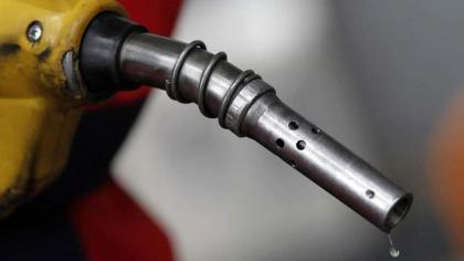 Oil prices edge up from two-month lows