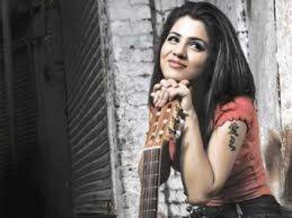 Quratulain Baluch gets oppurtunity to sing in Bollywood