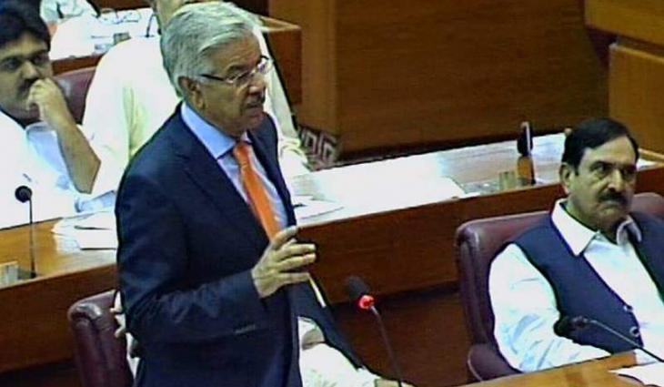 Govt taking measures to resolve problems of businessmen: Khawaja Asif