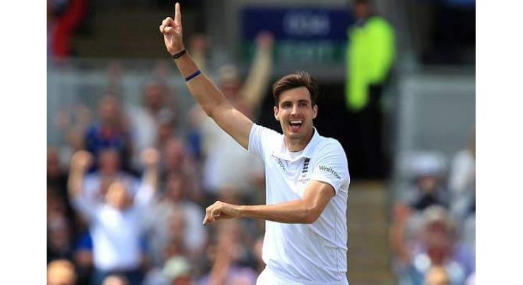 Cricket: England recall Finn for third Pakistan Test
