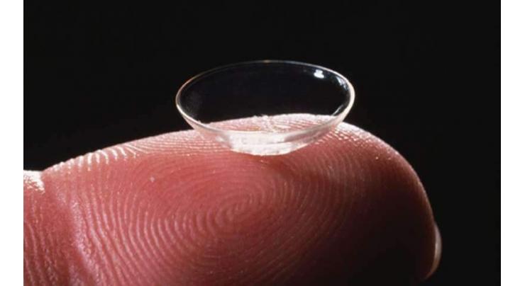 Ophthalmologist warns against contact lens induced eye trauma