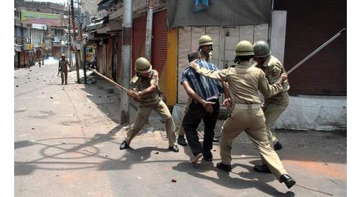 APHC stages protests against Indian atrocities in occupied Kashmir