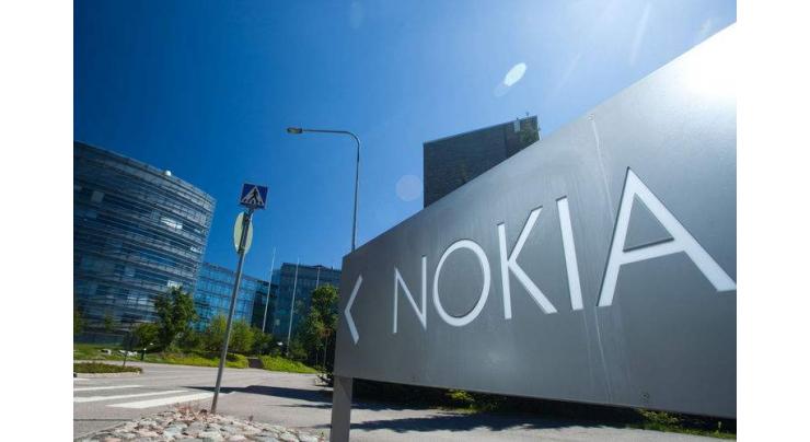 Nokia to cut deeper as red ink spills