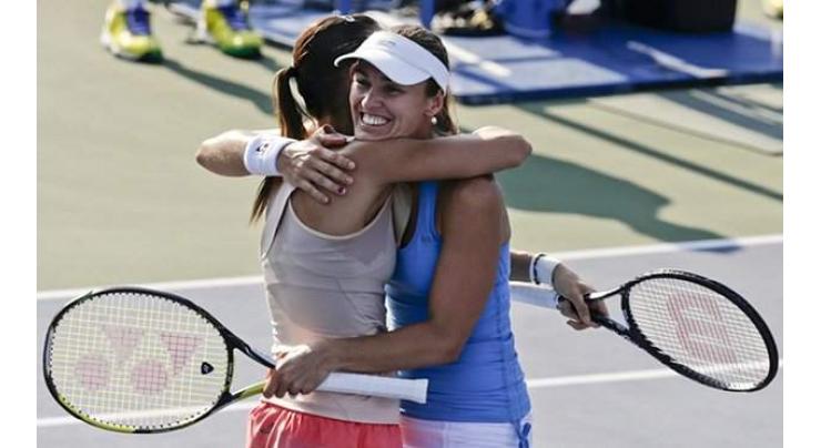 Olympics: Hingis feels like a junior after 20-year Games absence