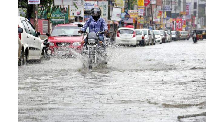 Heavy rain inundates city roads, Wasa told to drain out water