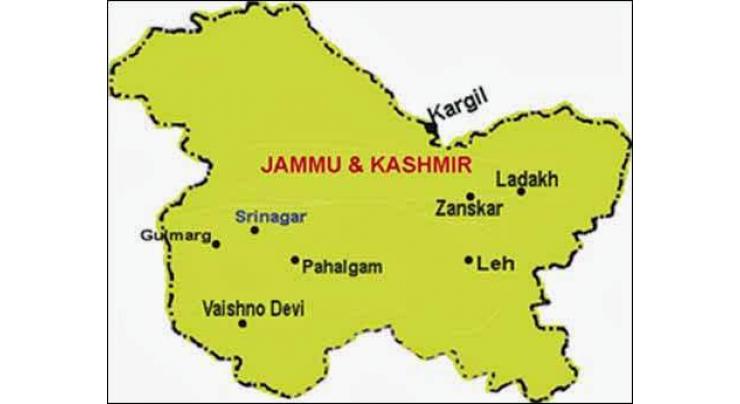 JKPL team visits martyrs' families in Aishmuqam