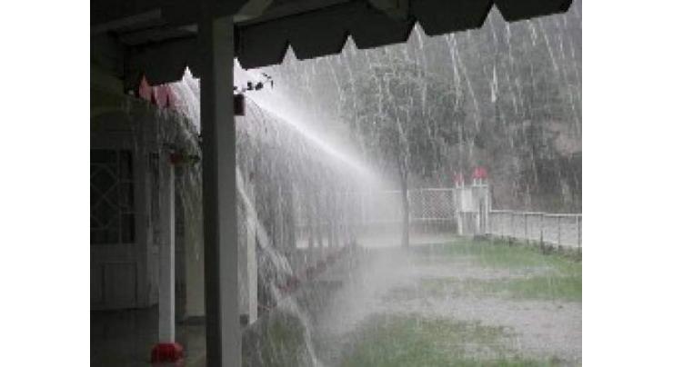 Faisalabad receives heavy rain