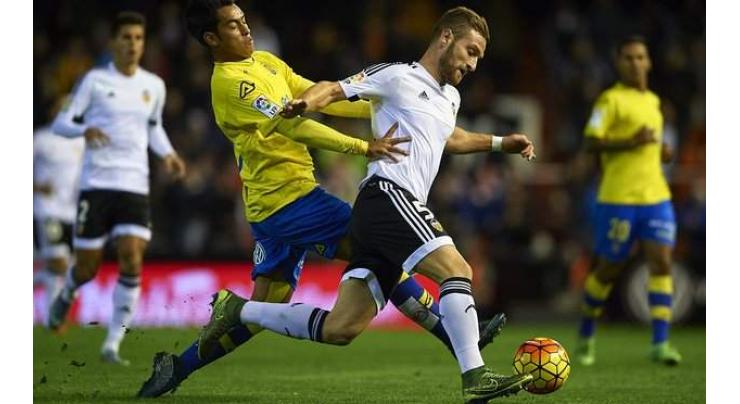 Football: Mustafi and Arsenal agree terms - agent