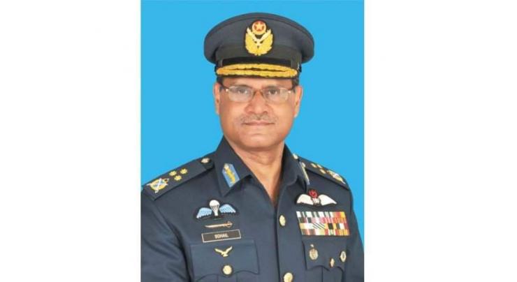 Air Chief visits the wounded of Quetta terror attacks