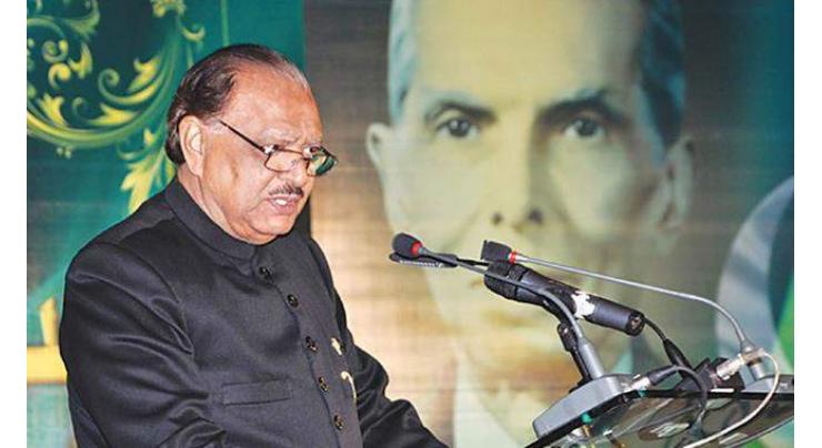 President Mamnoon confers non-operational military awards
