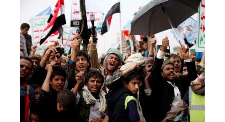 Yemen rebels defy government and convene parliament