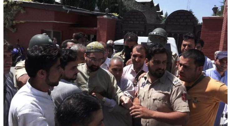 Aasiya Andrabi among many injured, Mirwaiz arrested in IOK