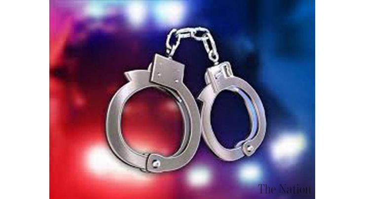 Police arrest two drug-smugglers