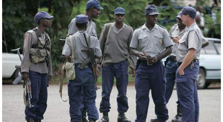 Zimbabwe Police Break Up Anti Mugabe Protest Urdupoint 
