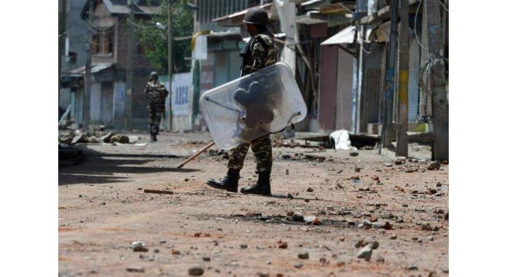 Soldiers raid village in Indian Kashmir, one dead
