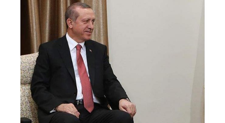 Erdogan meets Pakistan's parliamentary delegation