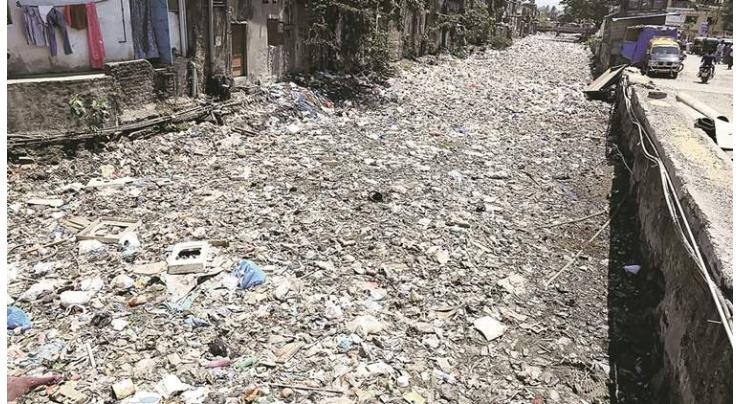 Residents demand desilting of  nullahs