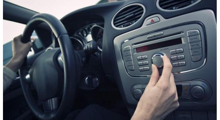 Around 74 % of drivers listen radio while driving : Survey