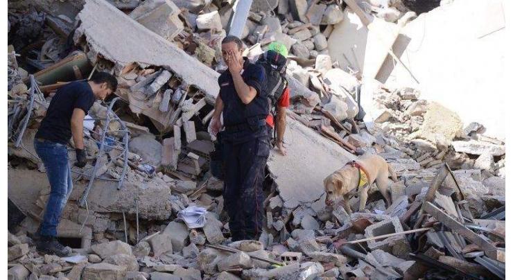 Rescuers hunt for survivors of Italian earthquake