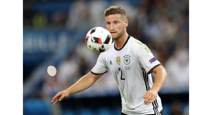 Football: Wenger expects to seal deals for Mustafi and Perez