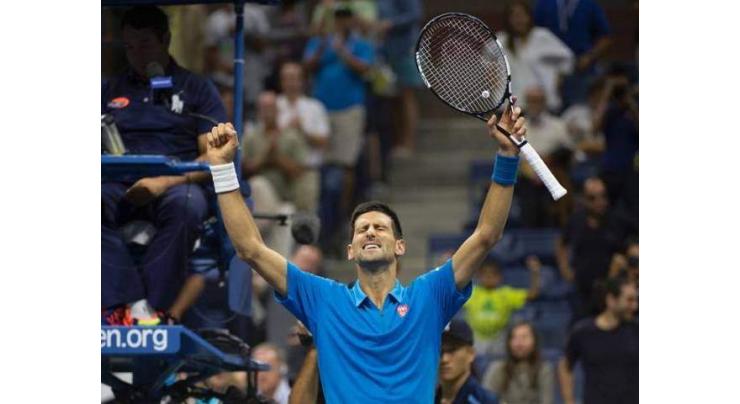 Defending champ Djokovic into US Open quarter-finals 