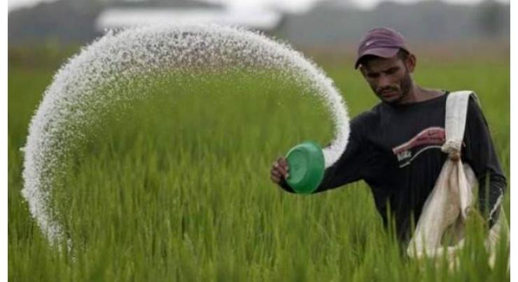 1.6 mln ton surplus urea available in country 