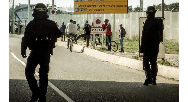 Belgian police helped migrants cross French border: officials 