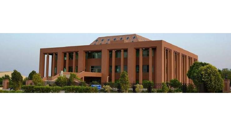 Mehran University finalizes all arrangements for entry test for admissions 