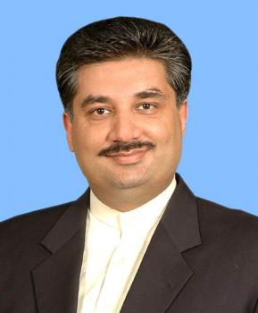 وزير التجارة الباكستاني: القوى الديمقراطية متحدة لهزيمة مخططات الشائنة