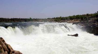 باكستان تطالب من البنك الدولي منع الهند من بناء سدود على أنهار نيلوم وشيناب