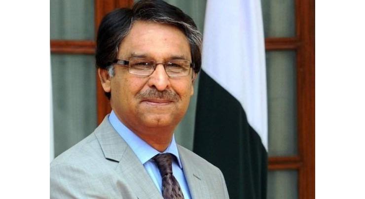 Pakistan's Ambassador Jilani hands over dossier on Indian brutalities to US State Dept 