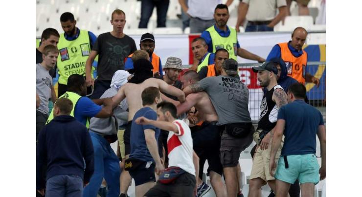 Football: European leagues threaten UEFA match clashes 