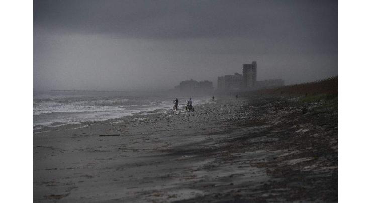 Florida battens down the hatches as Hurricane Matthew closes in 