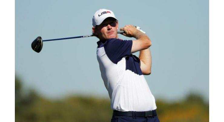 Snedeker moves into Fiji contention 