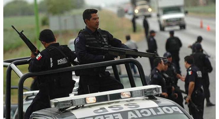 Six battered bodies found in abandoned car in Mexico 