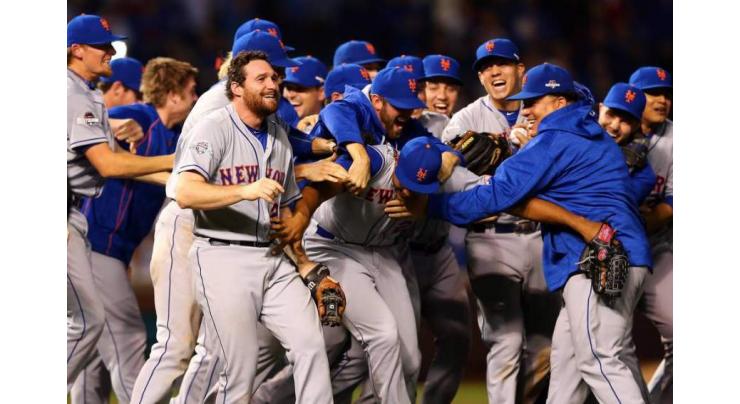 CORRECTED: Baseball: Cubs one win away from World Series spot 