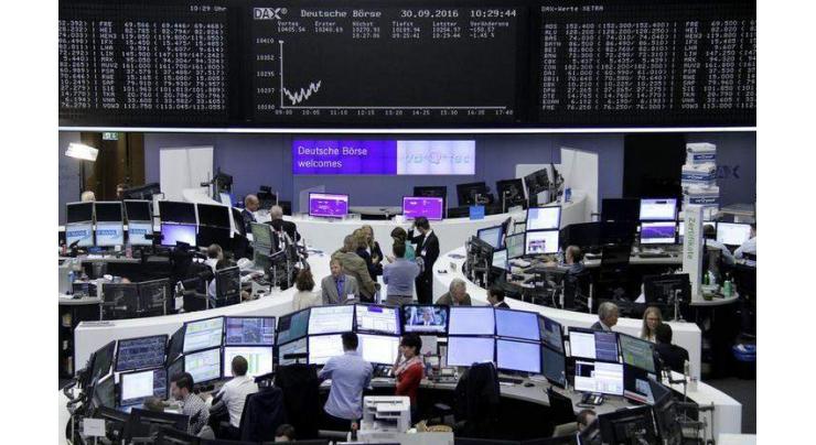 European stock markets begin week lower 