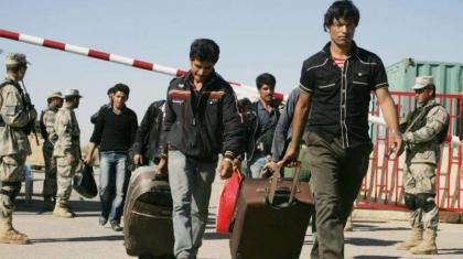 تمت إعادة حوالي 200000 لاجئ أفغاني إلى أفغانستان