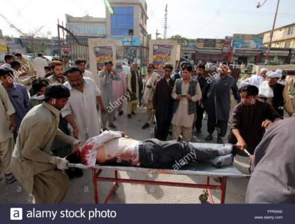مقتل 6 أشخاص وإصابة 21 آخر بجروح جراء انفجار قنبلتين استهدفتا قطار للركاب في إقليم بلوشستان بباكستان