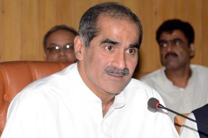 وزير السكك الحديدية الباكستاني: زعيم حركة الإنصاف الباكستانية يرغب في سياسة الاعتصامات لتقويض مشروع الممر الاقتصادي الباكستاني – الصني